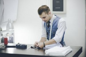 Новогодние подарки начальнику: что действительно придется ко двору Новогодние подарки начальнику: что действительно придется ко двору