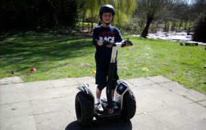 Прогулка на segway Что подарить детям на 23 февраля